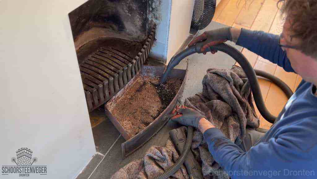 Prijs schoorsteenvegen Dronten schouw reinigen Prijs schoorsteenvegen Dronten schouw reinigen